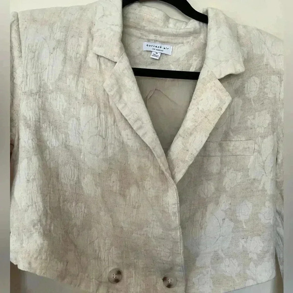 Current Air Cropped Double Breasted Blazer in a Jacquard Print - Picture 2 of 5